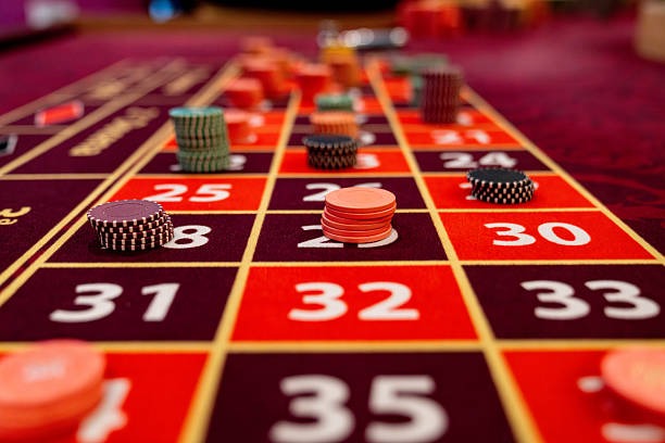 Dragon Tiger live dealer table on mobile at slot tawonbet